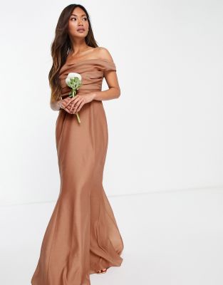 ASOS DESIGN ASOS DESIGN Bridesmaid off shoulder maxi dress with corset detail-Pink