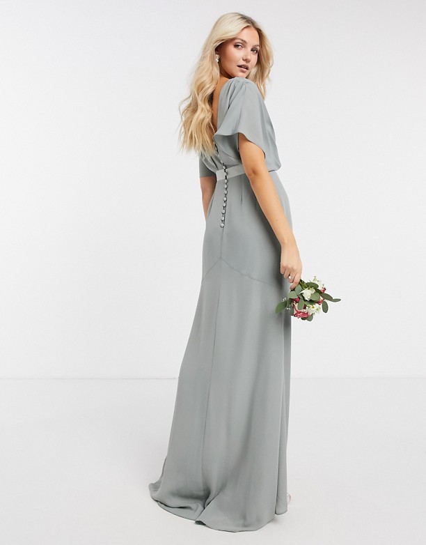  Niedrogi ASOS DESIGN Bridesmaid – Oliwkowa sukienka maxi z krÓtkimi rękawami i drapowanym dekoltem zapinana na guziki z tyłu Oliwka
