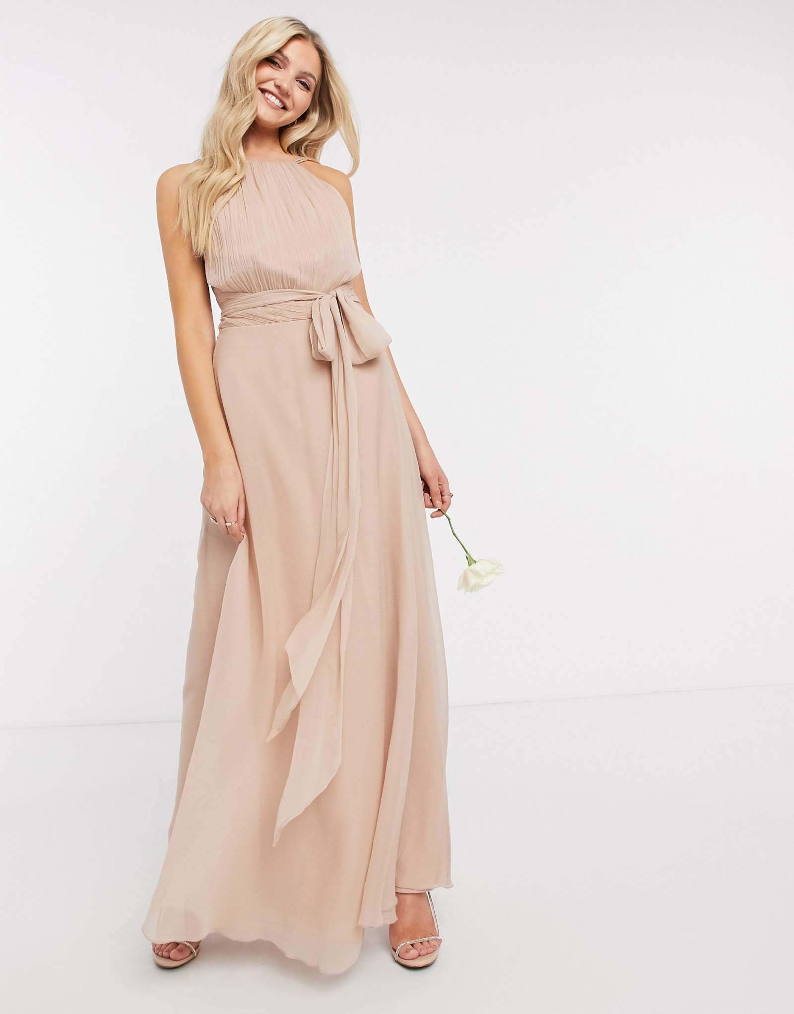 Платье макси ASOS DESIGN Bridesmaid кремовое