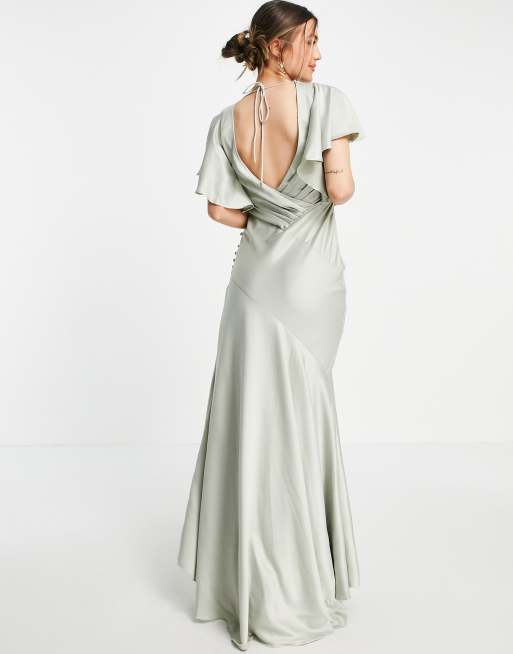 ASOS DESIGN Bridesmaid Satin Maxikleid mit Flatterarmeln und Knopfdetail an der Seite ASOS