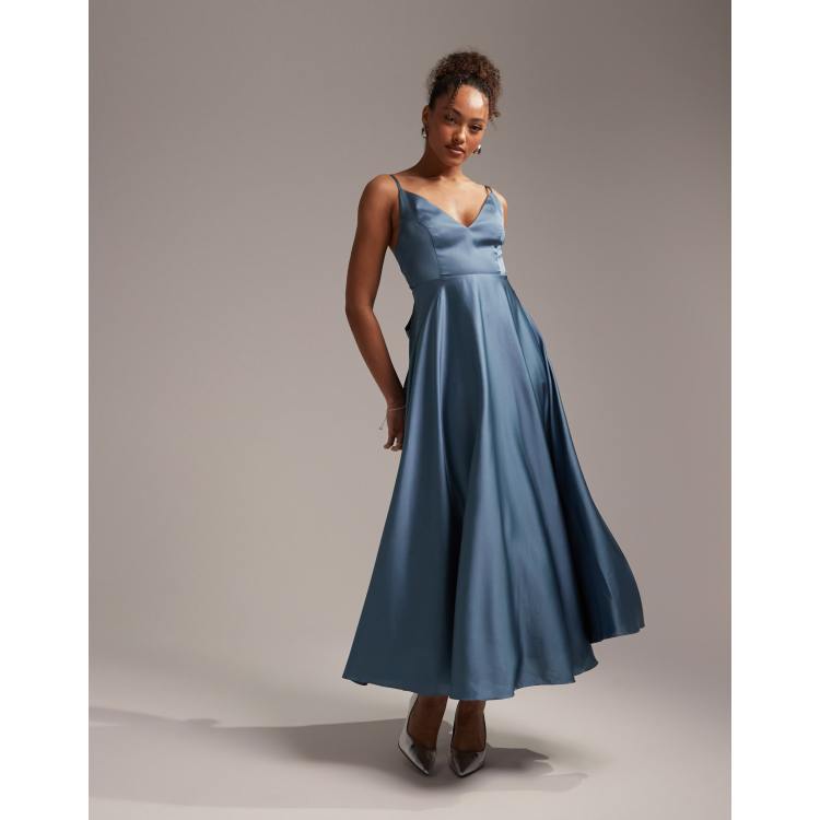 High-neck Low Tie-back Maxi Bridesmaid Dress With Adjustable