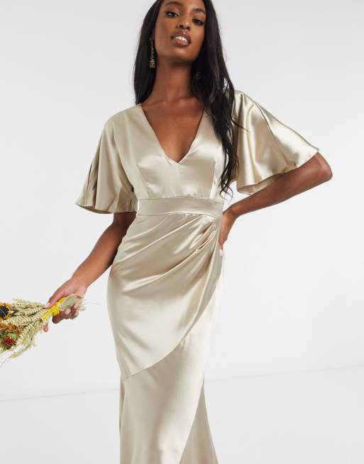 ASOS DESIGN Bridesmaid Tall Robe longue manches kimono en satin avec jupe empi cements et ceinture