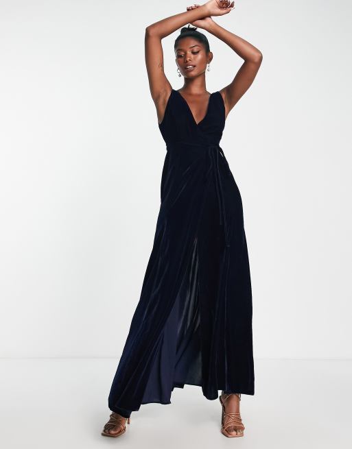 Midnight blue deals velvet gown