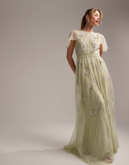 ASOS DESIGN Bridesmaid – Zdobiona perełkami szałwiowa sukienka maxi ze zwiewnymi rękawkami w kwiatowy wzór