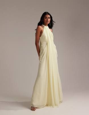 ASOS DESIGN - Bridesmaids - Brautjungfern-Maxikleid in sanftem Gelb im griechischen Stil mit Neckholder und Drapierung