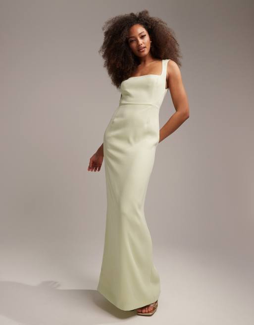 ASOS DESIGN Bridesmaids – Jasnozielona sukienka maxi z krepy z kwadratowym dekoltem i rozcięciem