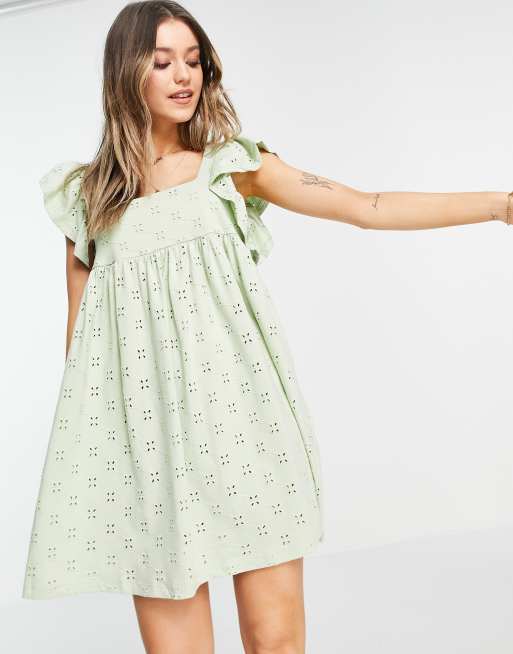 ASOS DESIGN - Broderie mini jurk in babydollstijl met vierkante hals en korte mouwen met ruches in saliegroen