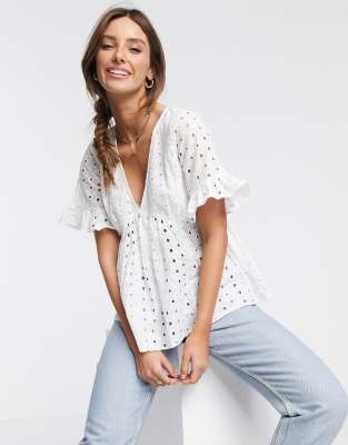 broderie white top
