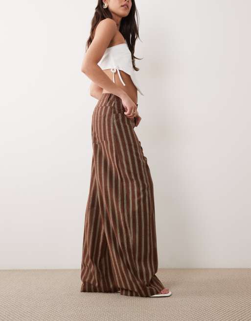 ASOS DESIGN - Broek met ballonpijpen en strepen in chocoladebruin, 2 van 5