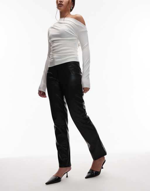 ASOS DESIGN - Broek met leerlook en rechte pijpen in zwart, 2 van 5