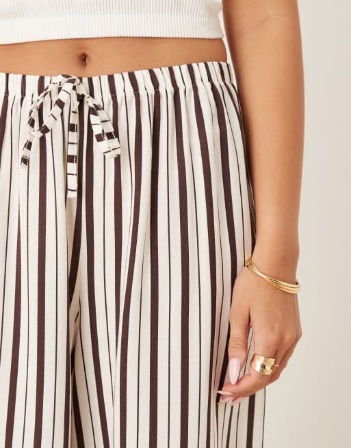 ASOS DESIGN - Broek met linnenlook en elastische taille in chocoladebruine krijtstreep, 5 van 5