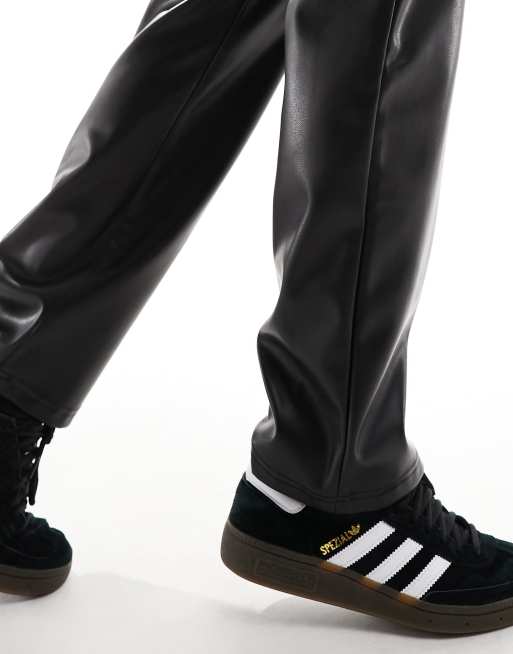 ASOS DESIGN - Broek met rechte pijpen van imitatieleer in zwart, 4 van 5
