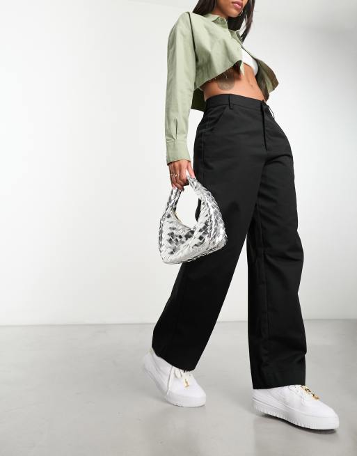 ASOS DESIGN - Broek met structuur en wijde, rechte pijpen in zwart, 2 van 4