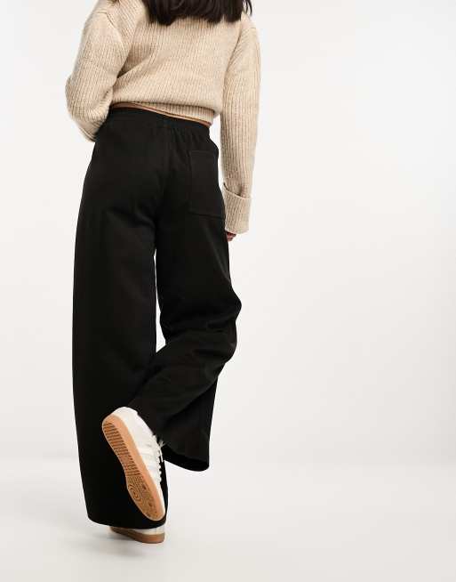 ASOS DESIGN - Broek met structuur en wijde, rechte pijpen in zwart, 4 van 4