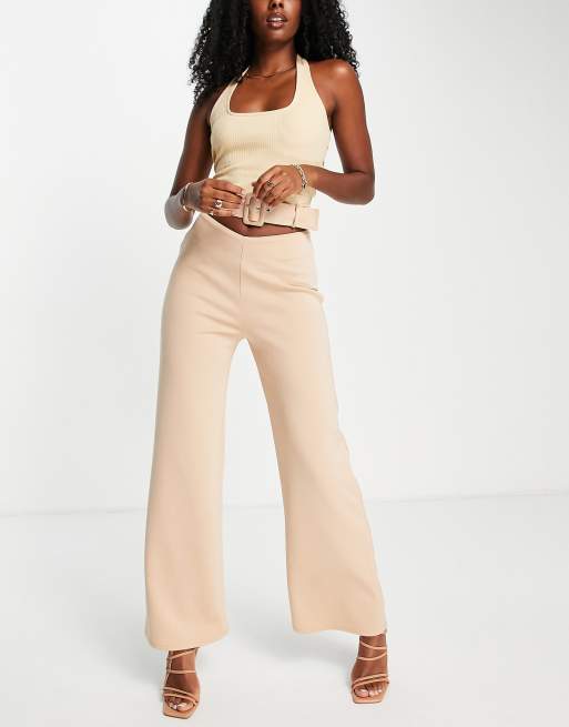ASOS DESIGN - Broek met wijde pijpen en ceintuur en uitsnijding bij de taille in stone