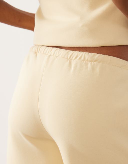 ASOS DESIGN - Broek met wijde pijpen van co-ord set met interlocknaden in lichtgeel, 5 van 5