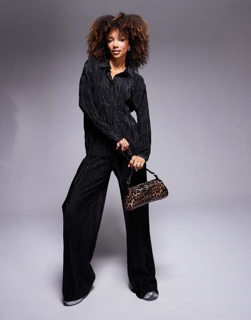 ASOS DESIGN - Broek van co-ord set van plissé met hoge taille en wijde pijpen in zwart