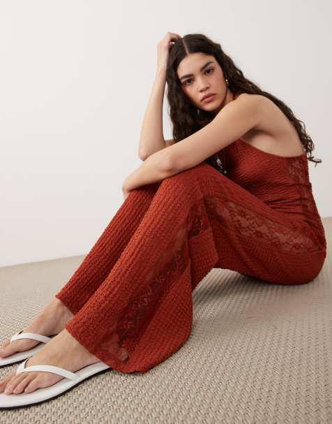 ASOS DESIGN - Broek van kant met textuur en wijde pijpen in roestbruin, deel van co-ord set - view 1