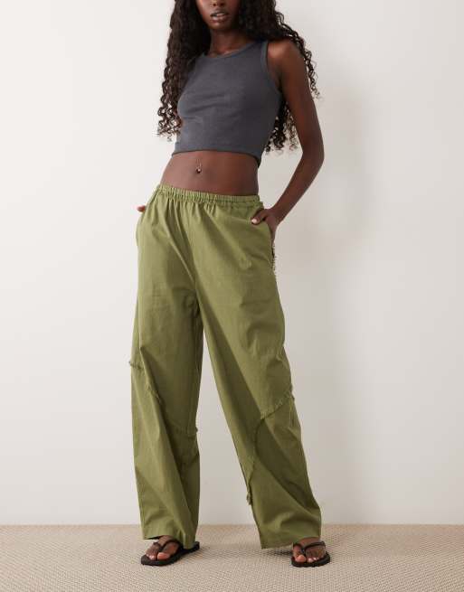 ASOS DESIGN broek van linnenmix met elastische taille en barrel leg met onafgewerkte naaddetails in kaki, 2 van 5