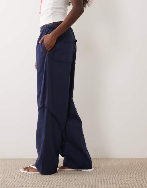 ASOS DESIGN broek van linnenmix met elastische taille en barrel leg met onafgewerkte naaddetails in navy, 3 van 5