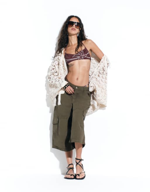 ASOS DESIGN - Brogan Cadiz - Chokoladebrun bikinitop med dyb rund hals og palmeprint, 2 af 4