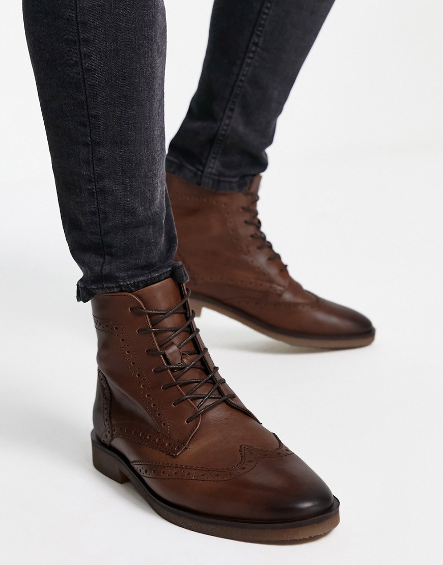 ASOS DESIGN brogue boots in tan leather with natural sole-Brown