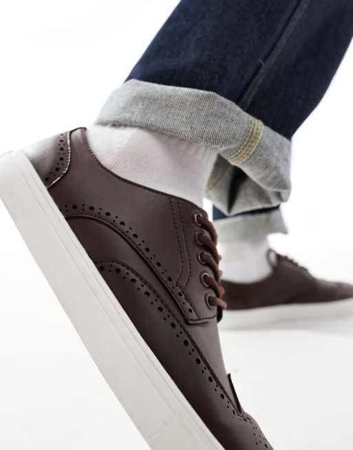 ASOS DESIGN - Brogueschoenen met veters in bruin imitatieleer, 3 van 4