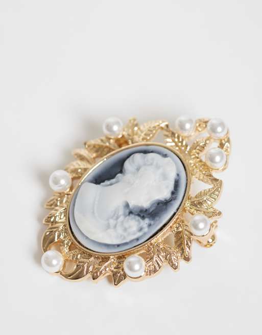 ASOS DESIGN brooch pack with multi vintage design stone set with XL gold feather brooch, 3 of 3