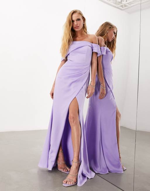 ASOS DESIGN - Brudepiger - Lilla maxikjole i satin med bardotsnit og draperinger samt slå-om, 2 af 4