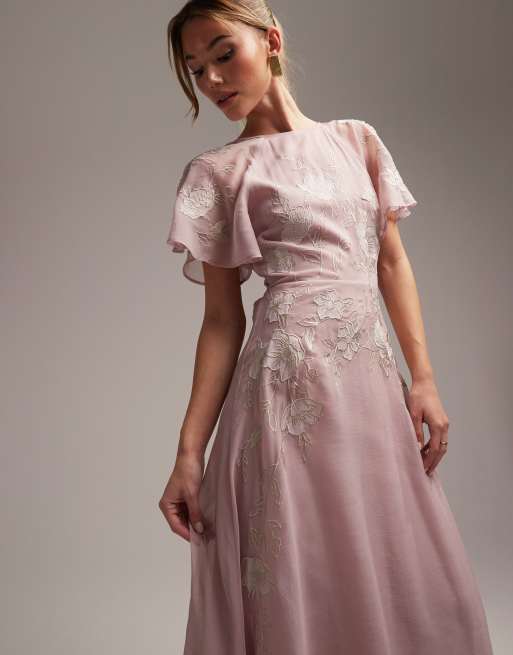 ASOS DESIGN - Brudepiger - Rosa maxikjole med flagrende ærmer og blomsterapplikationer, 4 af 5