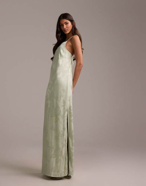 ASOS DESIGN - Brudepiger - Salviegrøn asymmetrisk draperet cami-maxikjole i jacquardvævet stof, 3 af 5