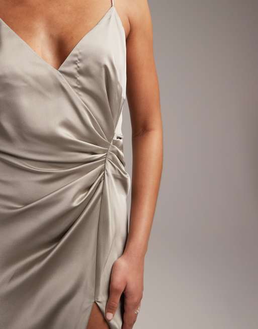 ASOS DESIGN - Brudepiger - Salviegrøn maxikjole i satin med draperet detalje , 5 af 5