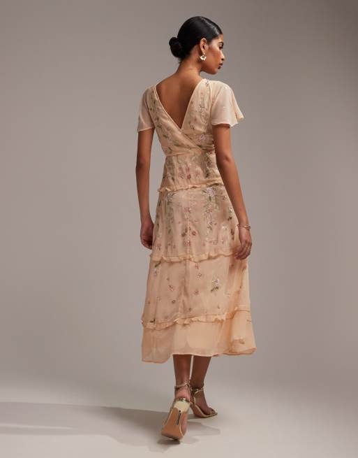 ASOS DESIGN – Brudtärnor – Aprikosfärgad midi-omlottklänning med utsvängda ärmar och broderi, 2 av 5