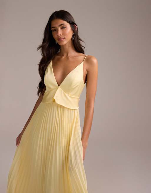 ASOS DESIGN - Bruidsmeisjes - Hybride maxi cami-jurk met geplooide rok in citroengeel, 3 van 5