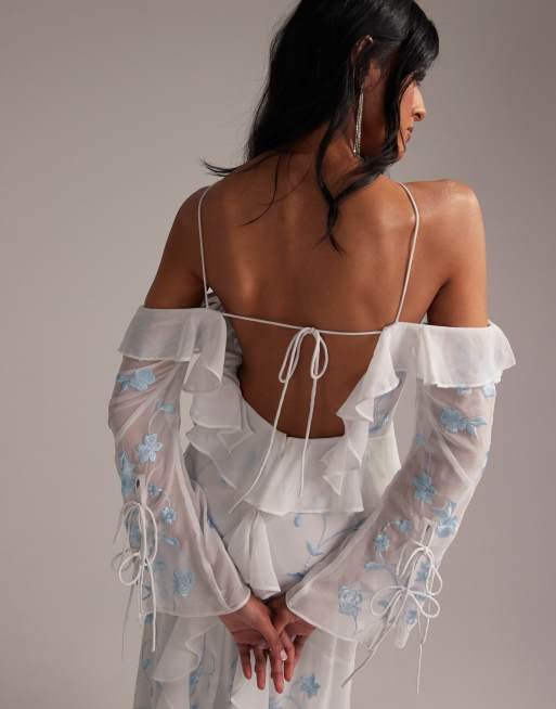 ASOS DESIGN - Bruidsmeisjes - Maxi-jurk met ruches en blote schouder in lichtblauw, 3 van 5