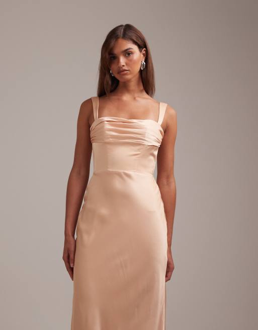ASOS DESIGN - Bruidsmeisjes - Satijnen maxi-jurk met gedrapeerde buste en kokerrok in abrikoos, 5 van 5