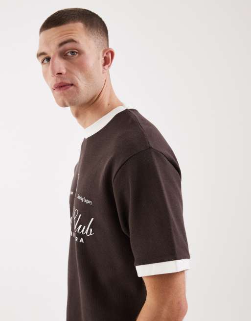 ASOS DESIGN - Brun afslappet T-shirt med vaffeltekstur og fodboldgrafik, 5 af 5