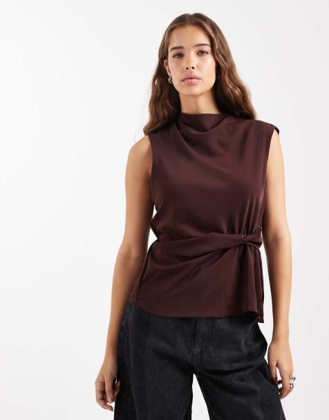 ASOS DESIGN – Brun, ärmlös topp med draperad ringning och snurrad detalj vid midjan - view 1