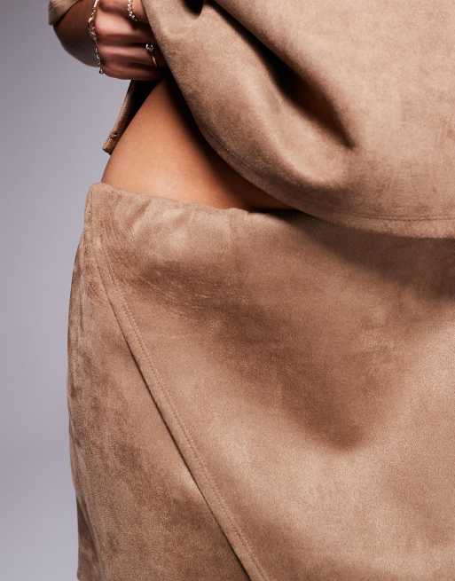 ASOS DESIGN – Brun, asymmetrisk minikjol i mockaimitation, del av set, 5 av 5