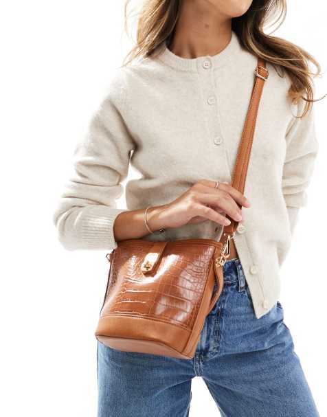 ASOS DESIGN – Brun axelremsväska med handtag och lås - view 1