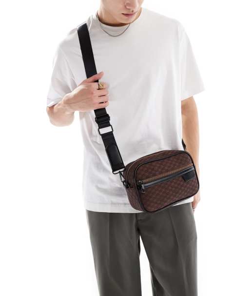 ASOS DESIGN – Brun axelremsväska med monogrammönster - view 1