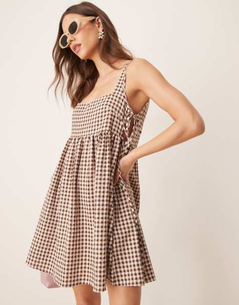 ASOS DESIGN - Brun babydoll-minikjole med bindebånd i siderne og gingham-tern - view 1