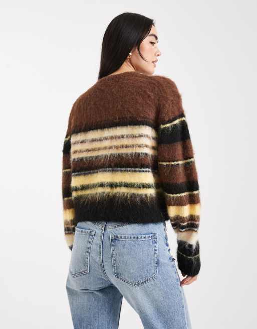 ASOS DESIGN – Brun, borstad kofta med rund halsringning, avslappnad passform och randigt mönster, 4 av 4