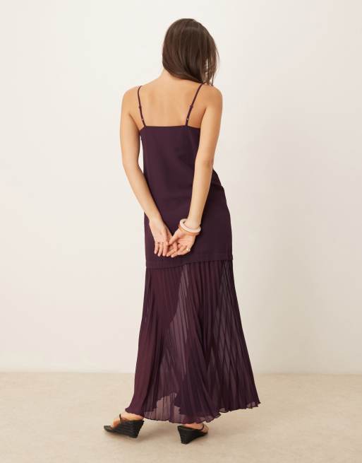 ASOS DESIGN - Brun cami-midikjole med plisseret nederdel og sænket talje, 3 af 4