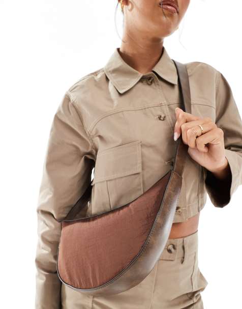 ASOS DESIGN - Brun crossbody-taske i sling-stil med asymmetrisk, dyb og rund bueform - view 1