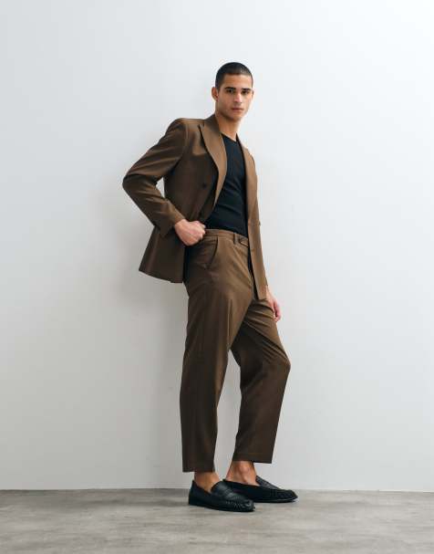 ASOS DESIGN – Brun, dubbelknäppt kostym i regular fit - view 1