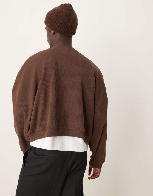 ASOS DESIGN - Brun ekstremt oversized cropped trøje i let, børstet ribstrik, 4 af 4