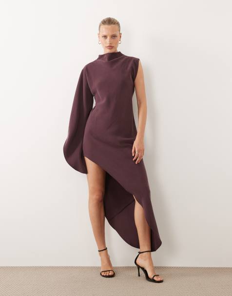 ASOS DESIGN – Brun, enärmad maxiklänning med hög krage och asymmetrisk fåll - view 1