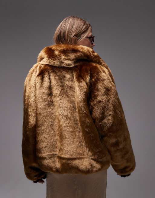 ASOS DESIGN – Brun jacka i fuskpäls och oversize med ståkrage, 2 av 5