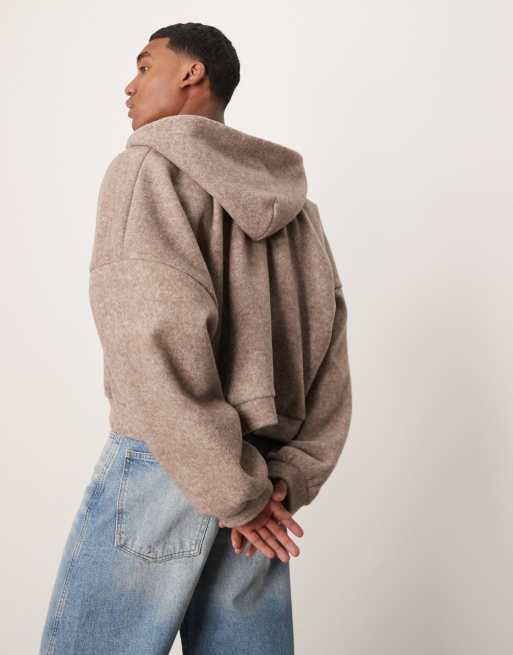 ASOS DESIGN – Brun, kraftig, kort huvtröja av borstad fleece i extra oversize , 4 av 4